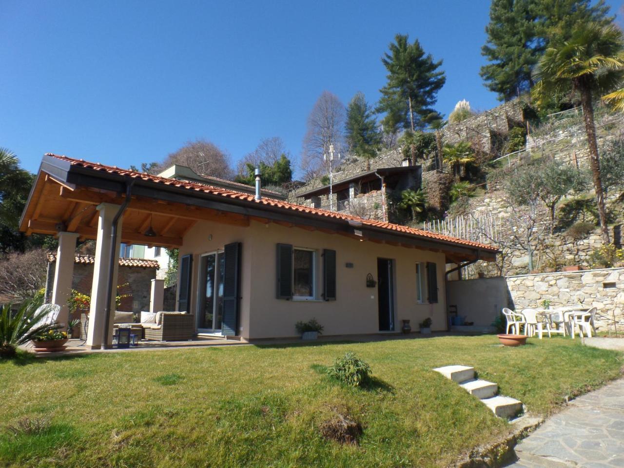 La Briciola Villa Lesa Exterior photo