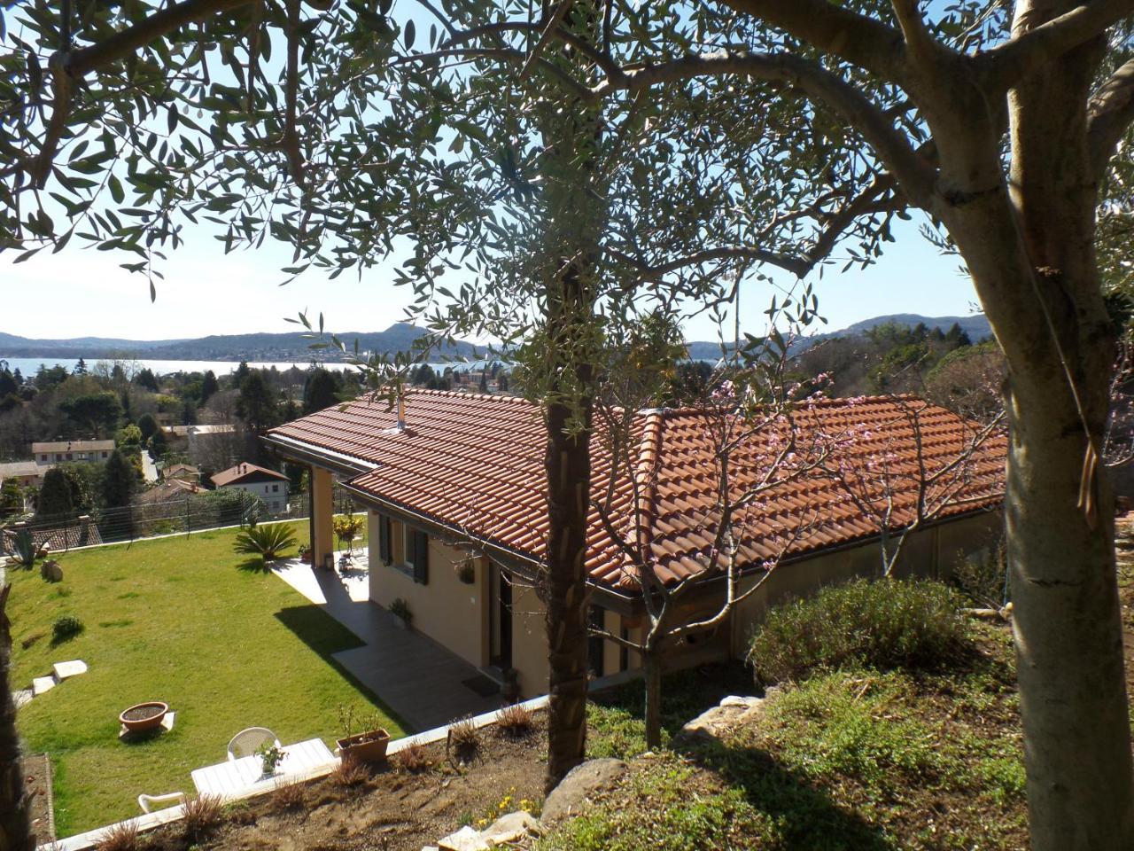 La Briciola Villa Lesa Exterior photo